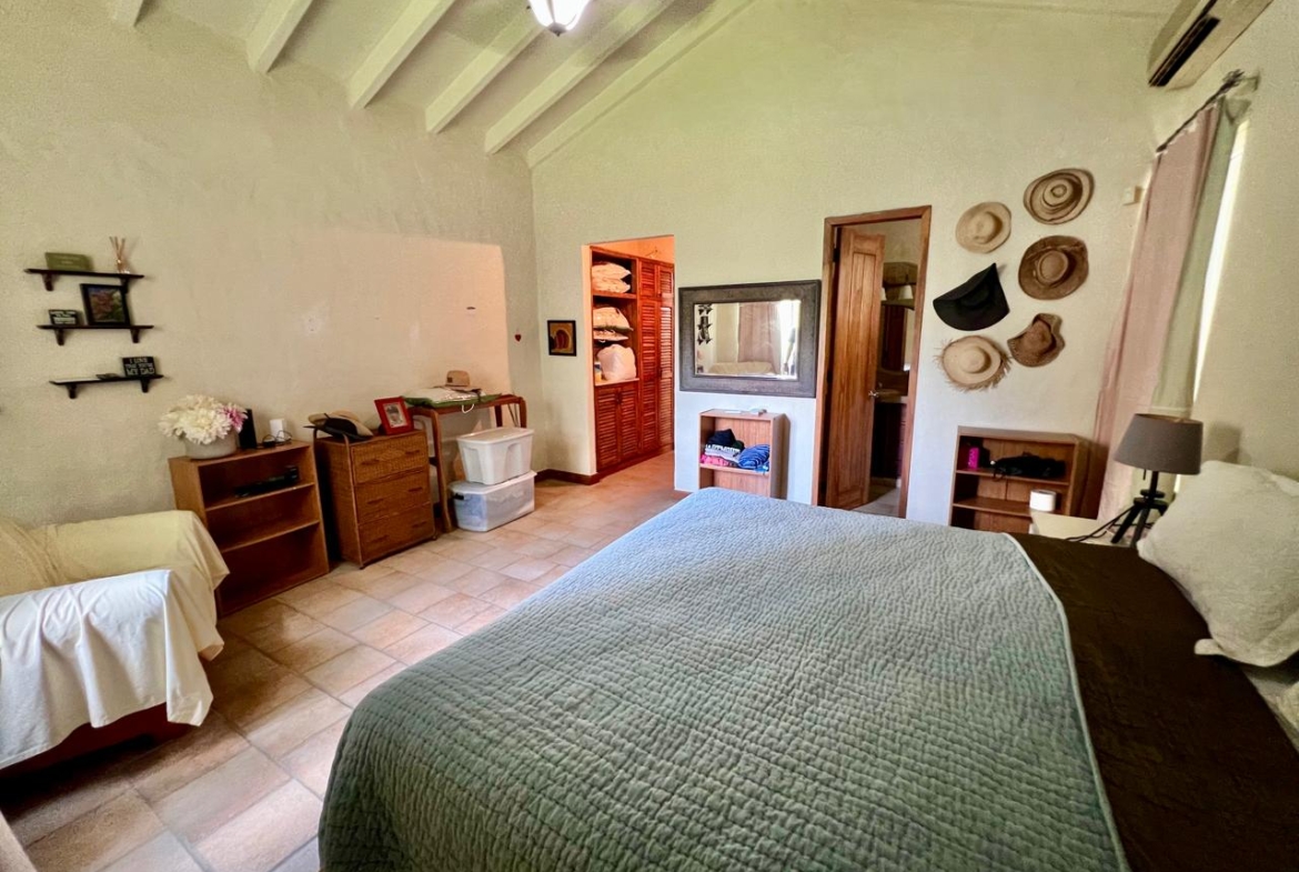 PUNTA BARCO CASA EN VENTA