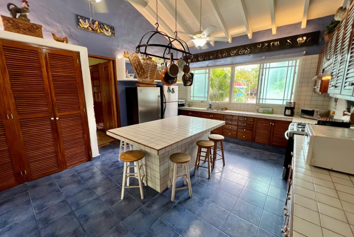 PUNTA BARCO CASA EN VENTA