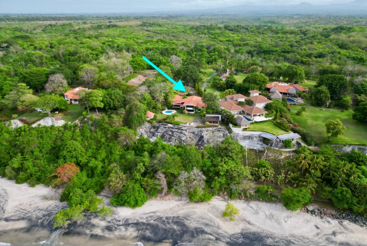 CHUMICO LAS GUIAS CASA FRENTE AL MAR