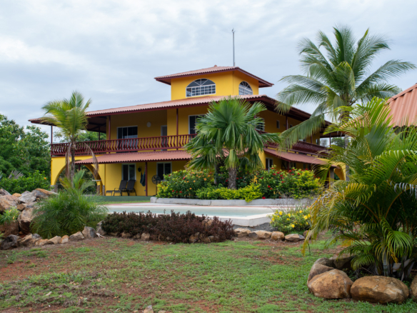 Se Vende Espectacular Villa Campestre en El Copecito: buen clima, vistas al mar y montaña