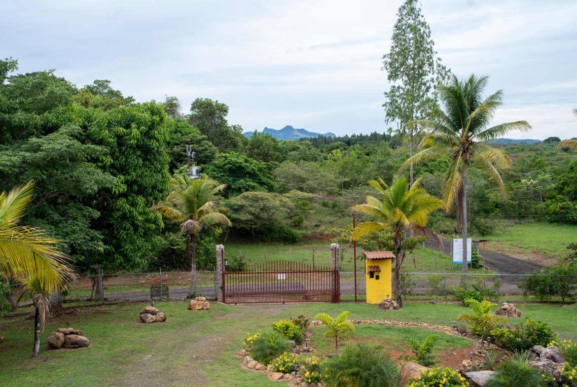Se Vende Espectacular Villa Campestre en El Copecito: buen clima, vistas al mar y montaña