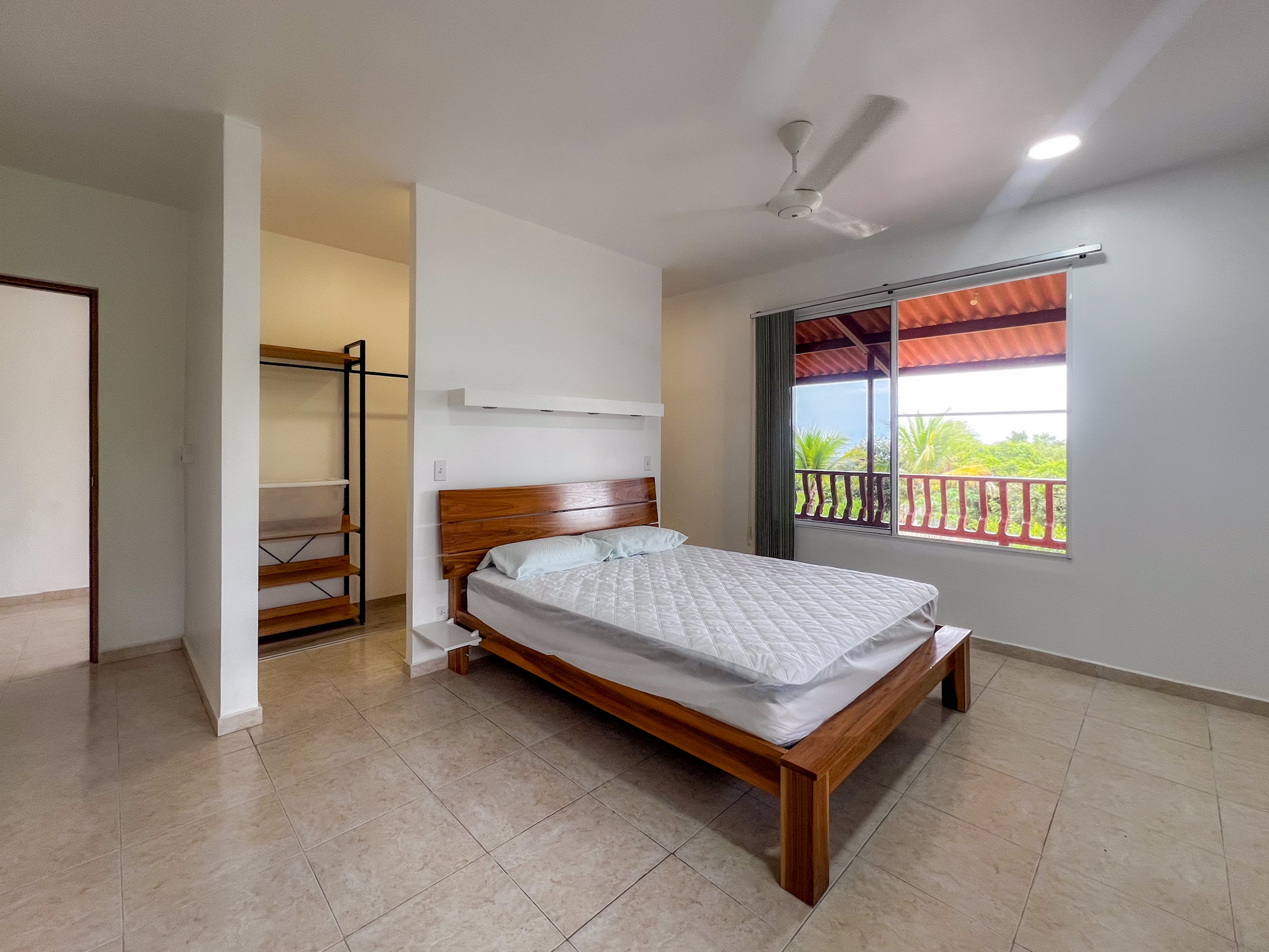 Se Vende Espectacular Villa Campestre en El Copecito: buen clima, vistas al mar y montaña