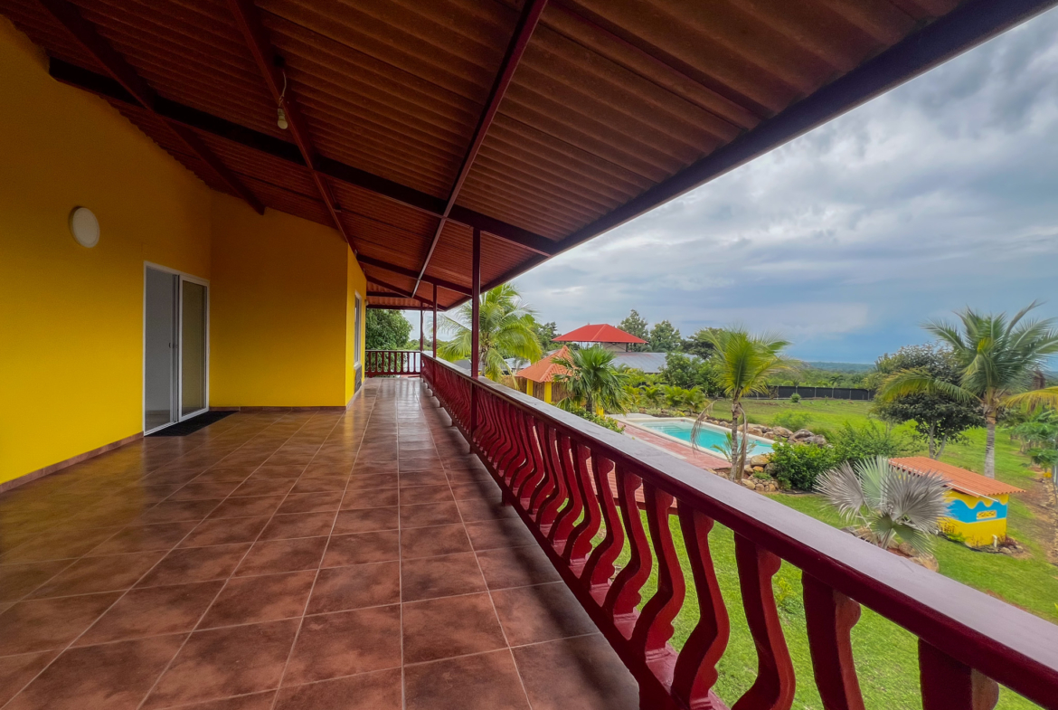 Se Vende Espectacular Villa Campestre en El Copecito: buen clima, vistas al mar y montaña