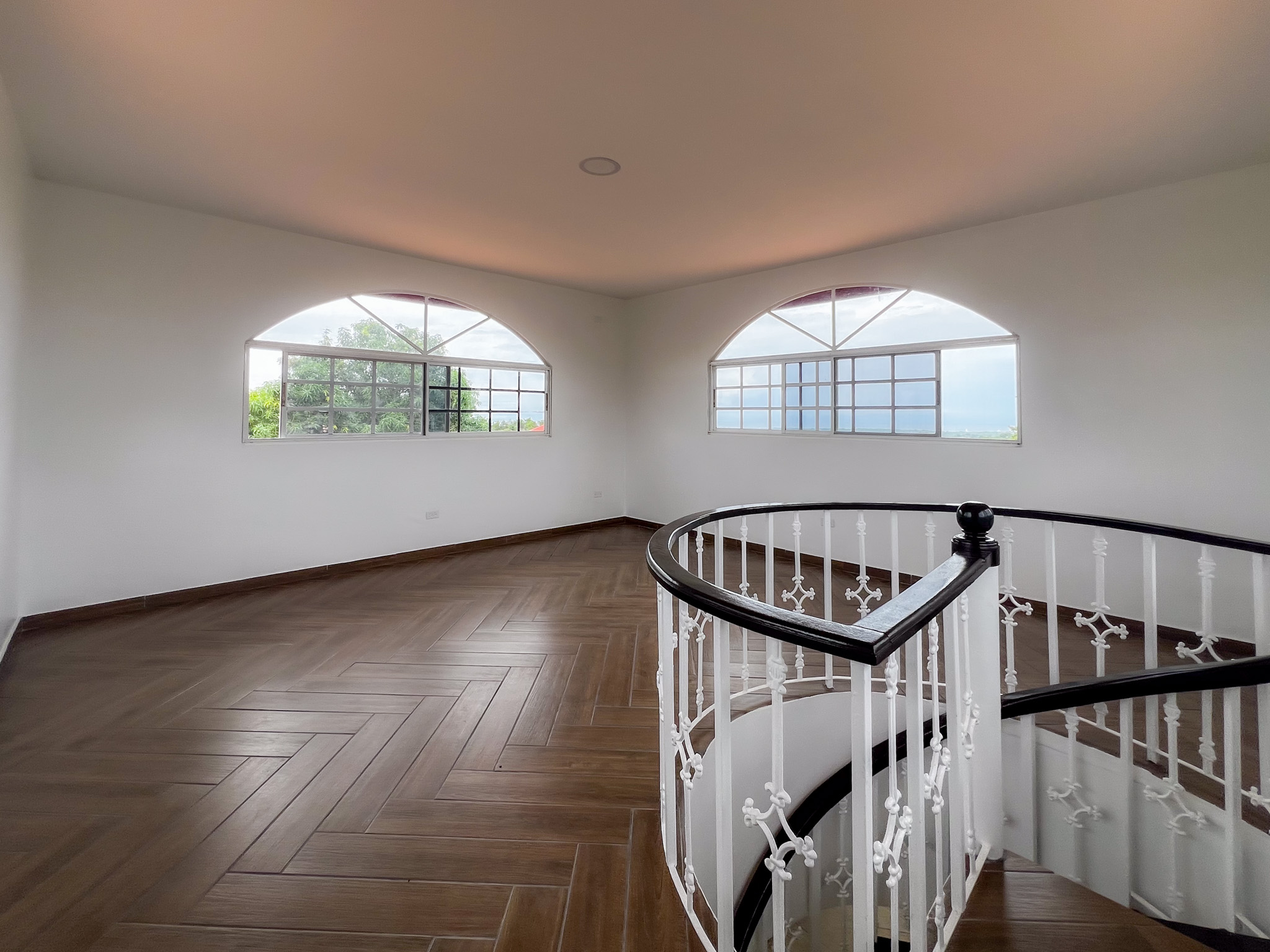 Se Vende Espectacular Villa Campestre en El Copecito: buen clima, vistas al mar y montaña
