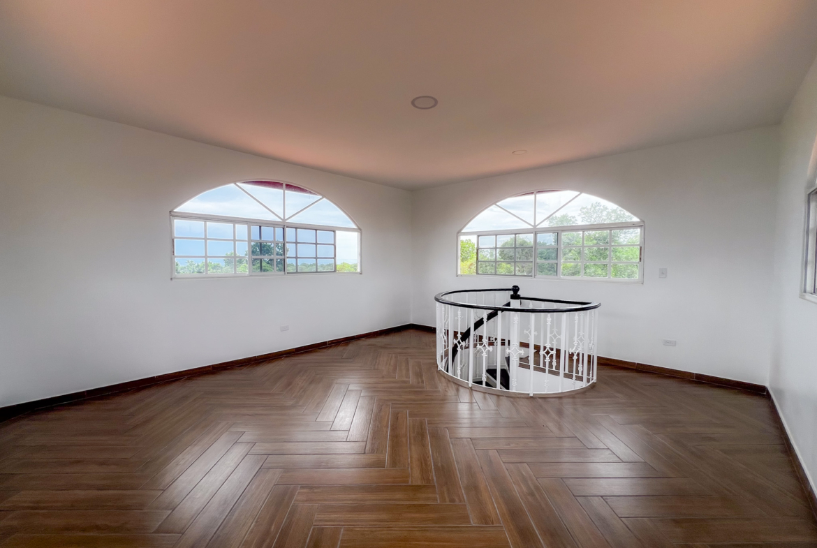 Se Vende Espectacular Villa Campestre en El Copecito: buen clima, vistas al mar y montaña