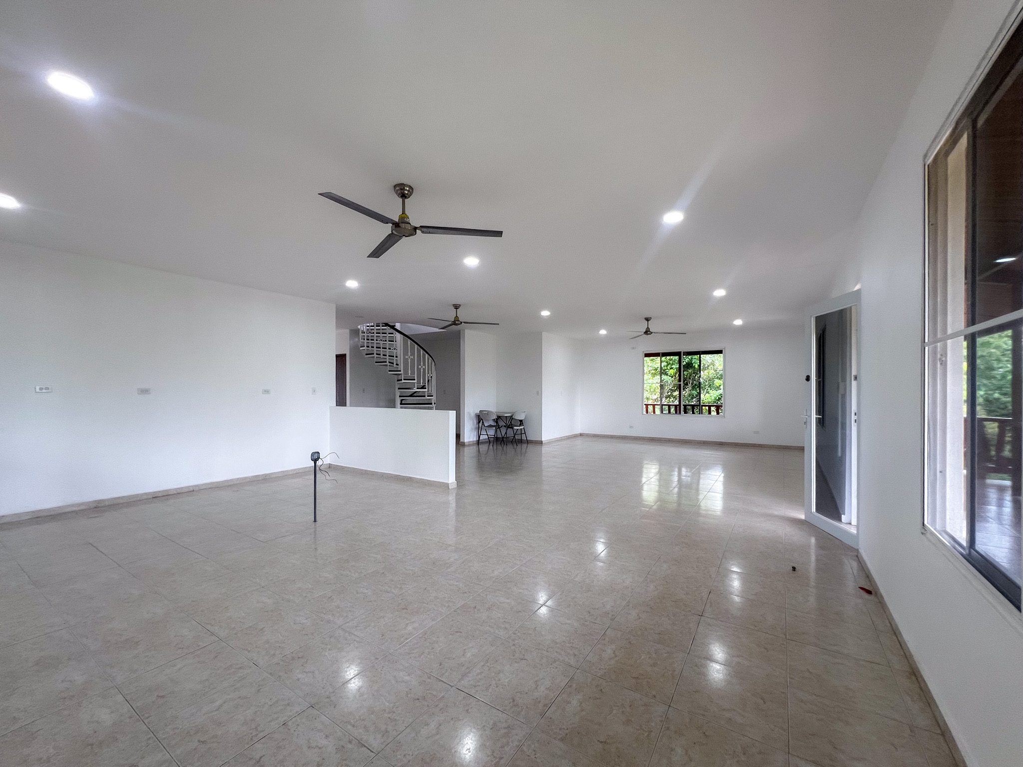 Se Vende Espectacular Villa Campestre en El Copecito: buen clima, vistas al mar y montaña