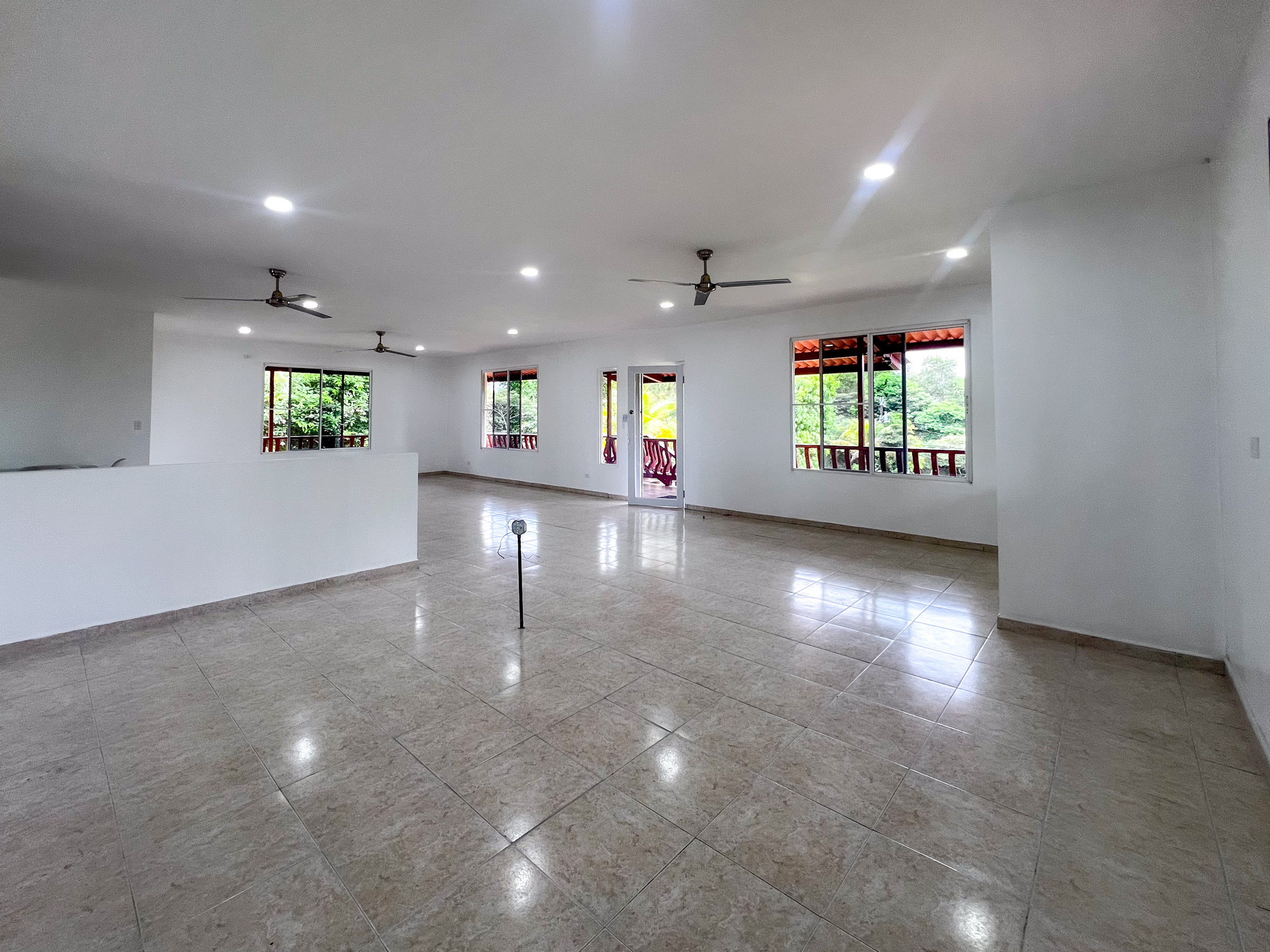 Se Vende Espectacular Villa Campestre en El Copecito: buen clima, vistas al mar y montaña
