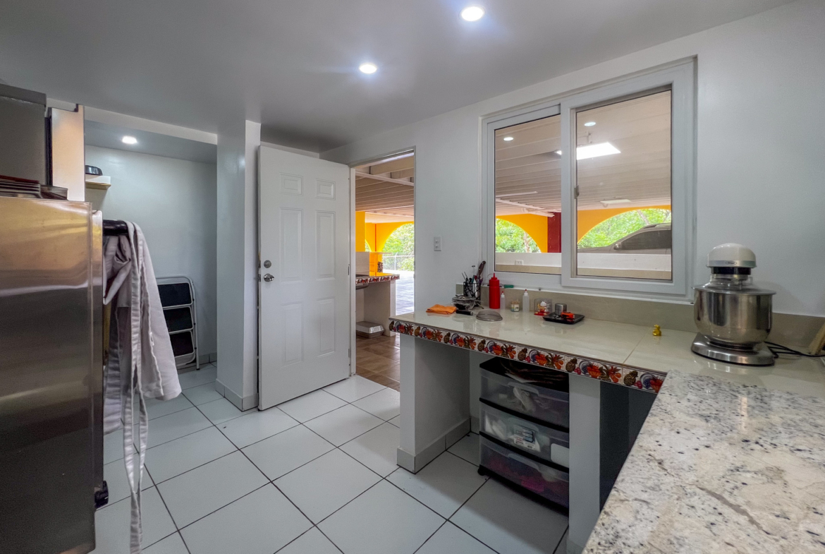 Se Vende Espectacular Villa Campestre en El Copecito: buen clima, vistas al mar y montaña