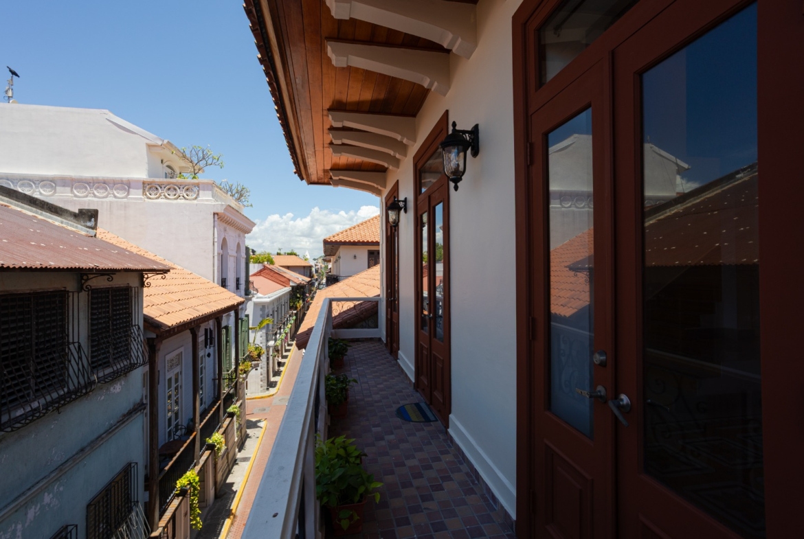 PH CUATRO CASAS CASCO VIEJO PANAMA FOR SALE