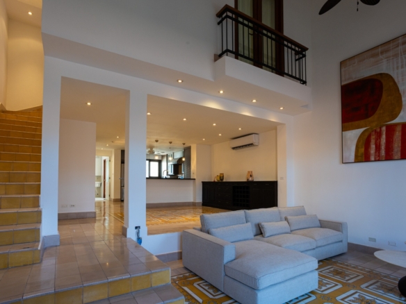 PH CUATRO CASAS CASCO VIEJO PANAMA FOR SALE