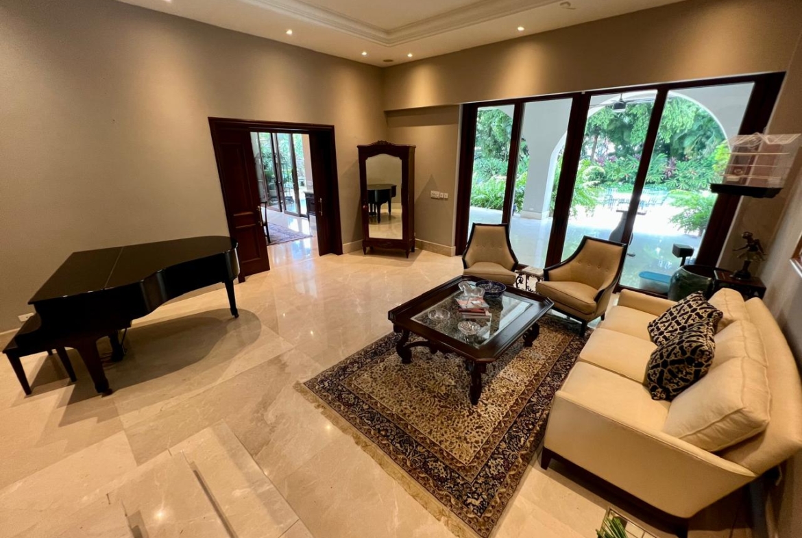 ALTOS DEL GOLF MANSIÓN EN VENTA O ALQUILER