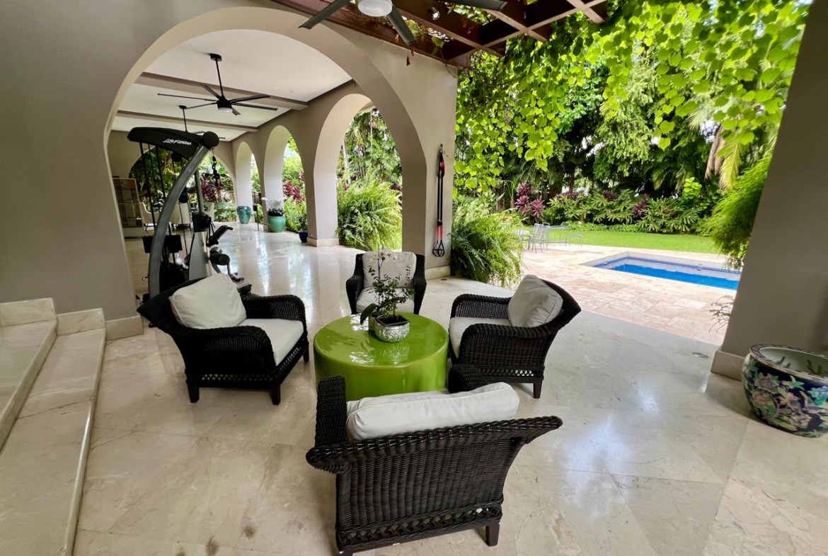 ALTOS DEL GOLF MANSIÓN EN VENTA O ALQUILER