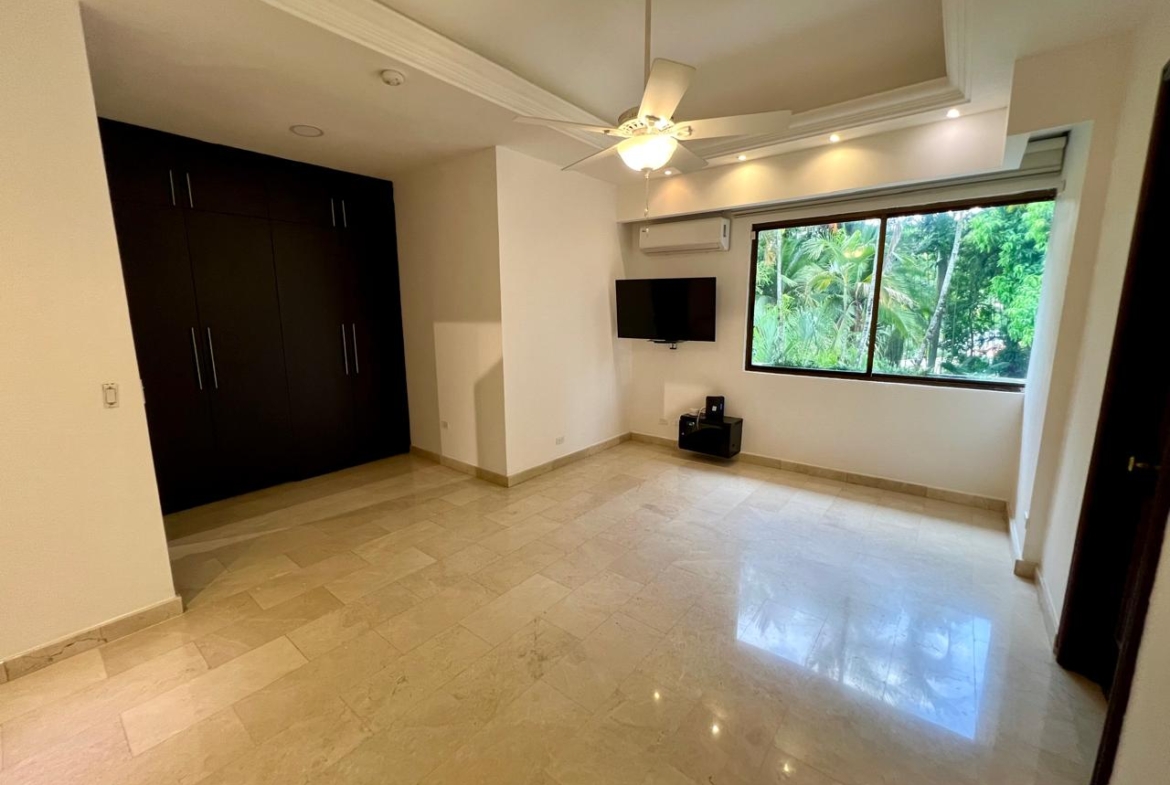 ALTOS DEL GOLF MANSIÓN EN VENTA O ALQUILER
