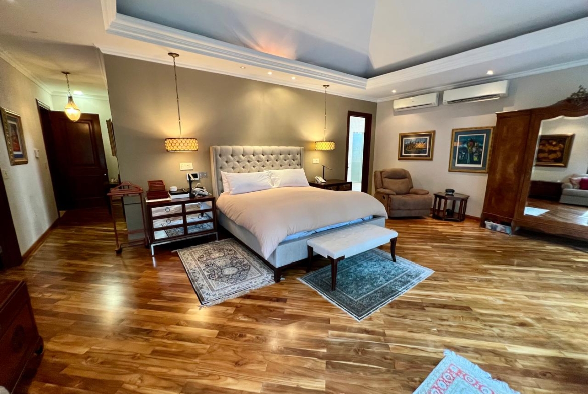 ALTOS DEL GOLF MANSIÓN EN VENTA O ALQUILER