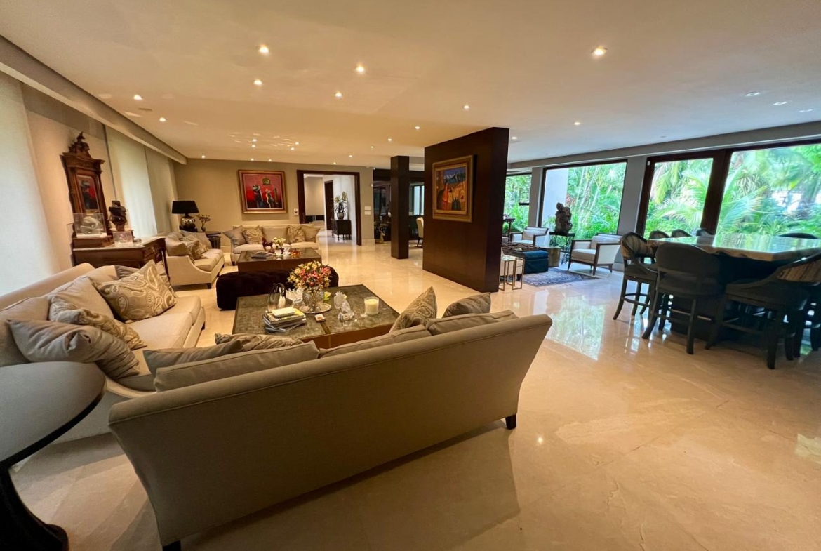ALTOS DEL GOLF MANSIÓN EN VENTA O ALQUILER