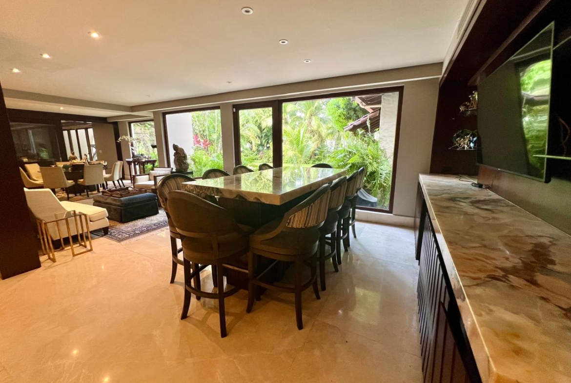 ALTOS DEL GOLF MANSIÓN EN VENTA O ALQUILER
