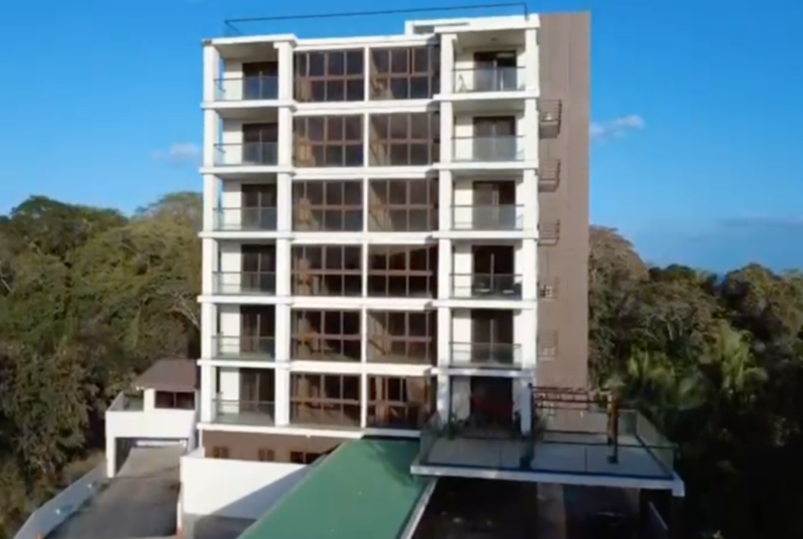 OPORTUNIDAD DE INVERSION – PROYECTO DE APTOS. FRENTE AL MAR Y RIO