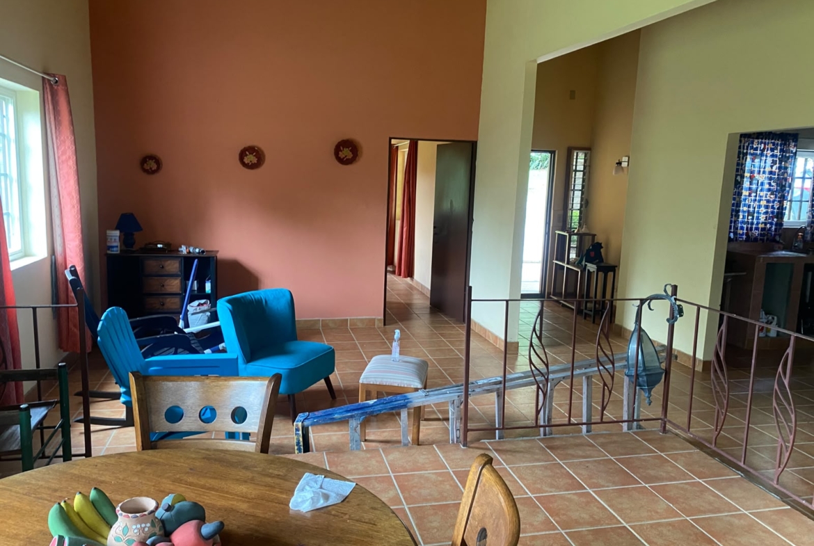 VÍA SORÁ CASA EN VENTA