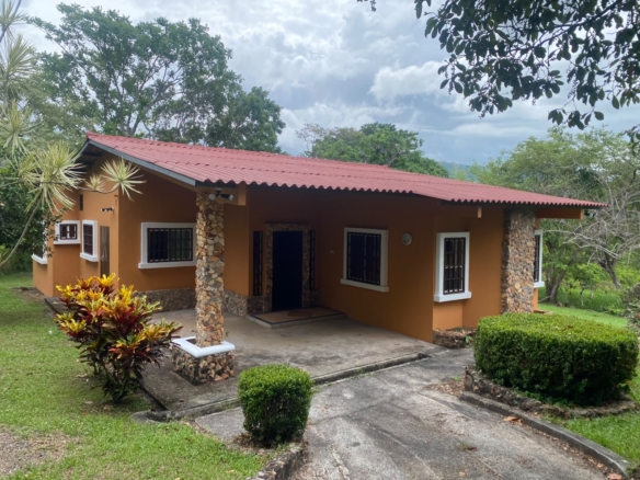 VÍA SORÁ CASA EN VENTA