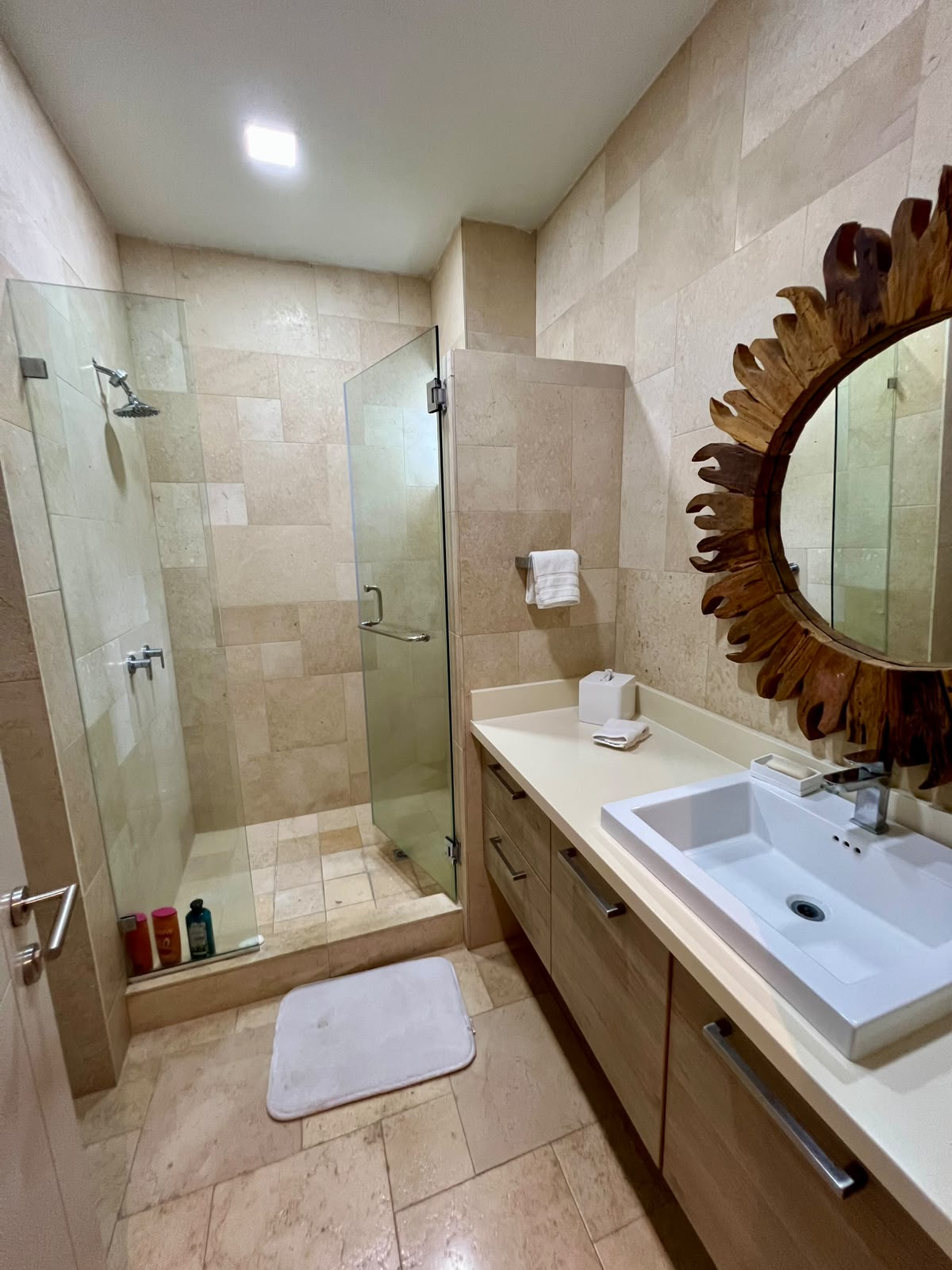 PUNTA BARCO VILLAGE CASA con Suite Principal Privada en Planta Alta