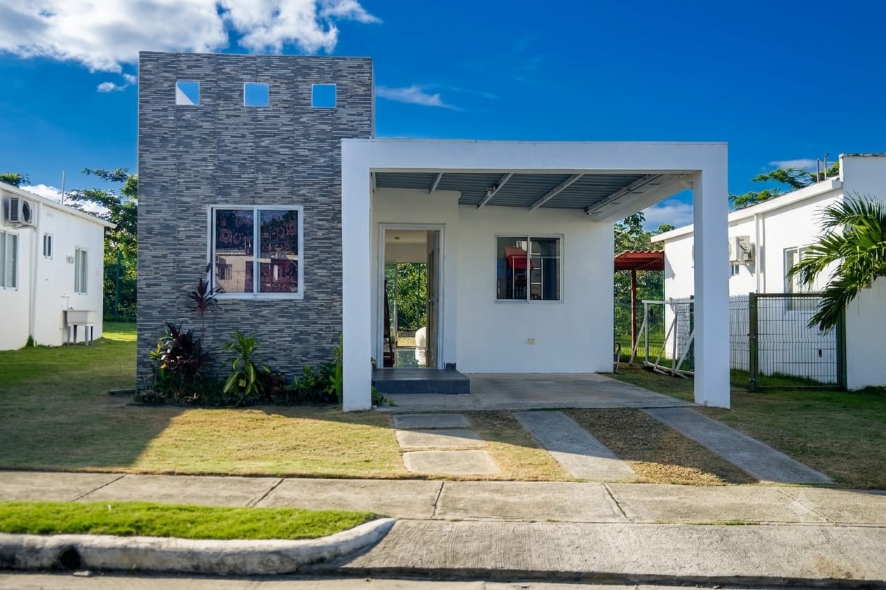 🔥 HOT OFFER | Casa en Venta – The Village, San Carlos, Panamá Oeste