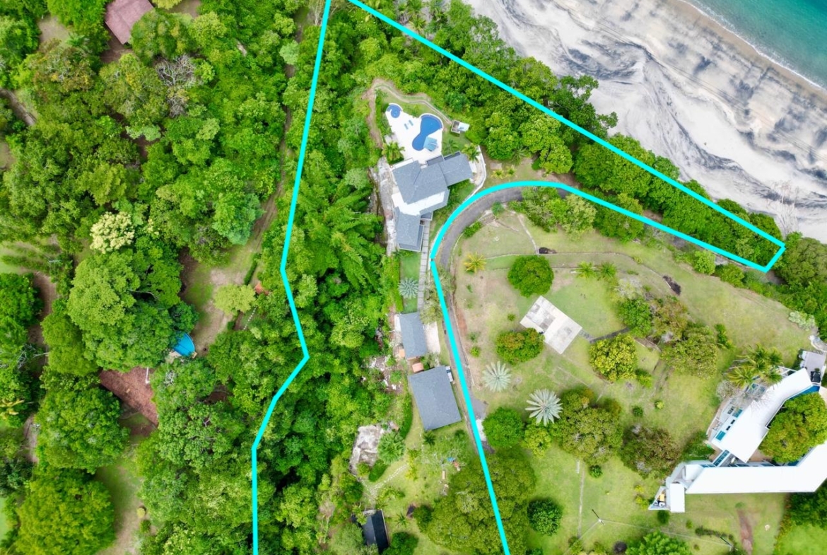 LAS GUÍAS DE ORIENTE – CHUMICO REDONDO ESTATE FRENTE AL MAR