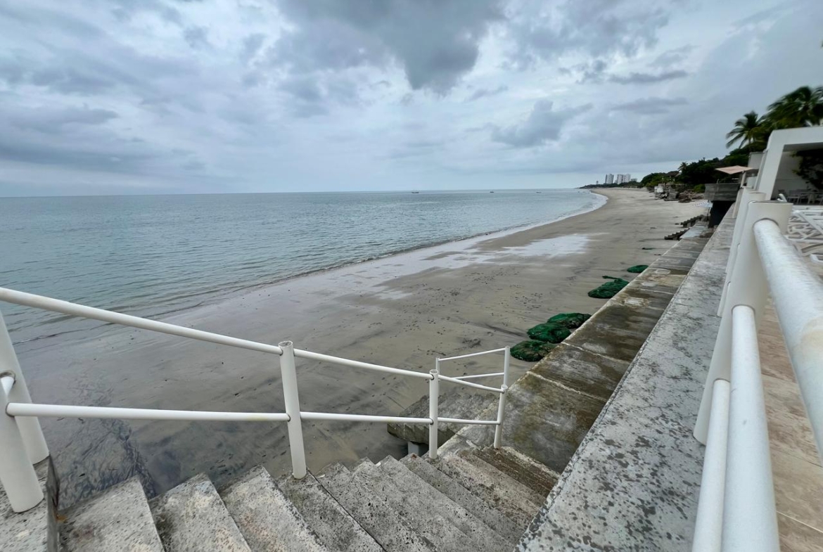 LA ENSENADA PLAYA BLANCA APARTAMENTO EN VENTA 1