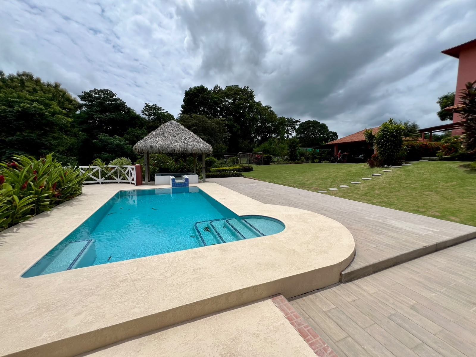 PHOTO-2026-08-13-15-09-03 3 CASA CERCA DEL MAR EN CHUMICO REDONDO LAS GUIAS DE ORIENTE