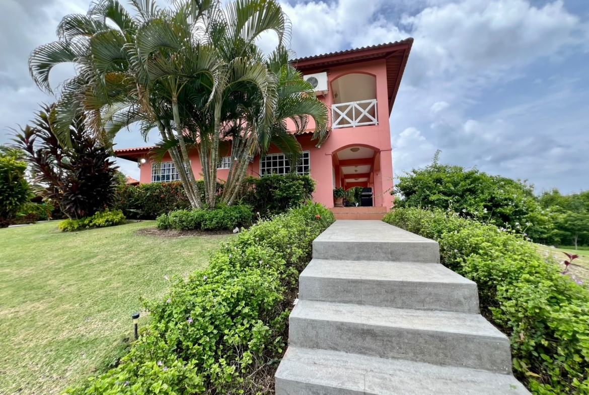 CASA CERCA DEL MAR EN CHUMICO REDONDO LAS GUIAS DE ORIENTE