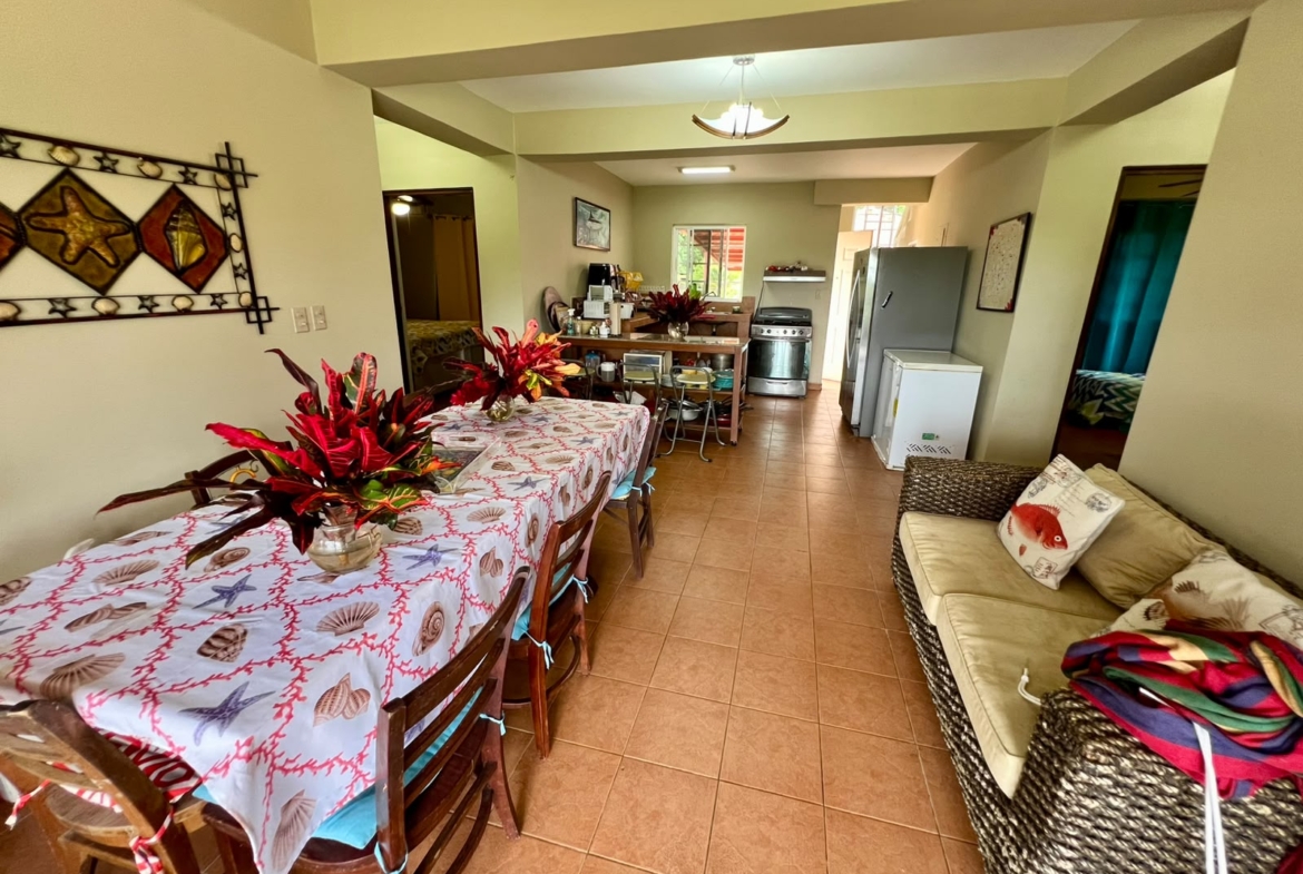 CASA CERCA DEL MAR EN CHUMICO REDONDO LAS GUIAS DE ORIENTE