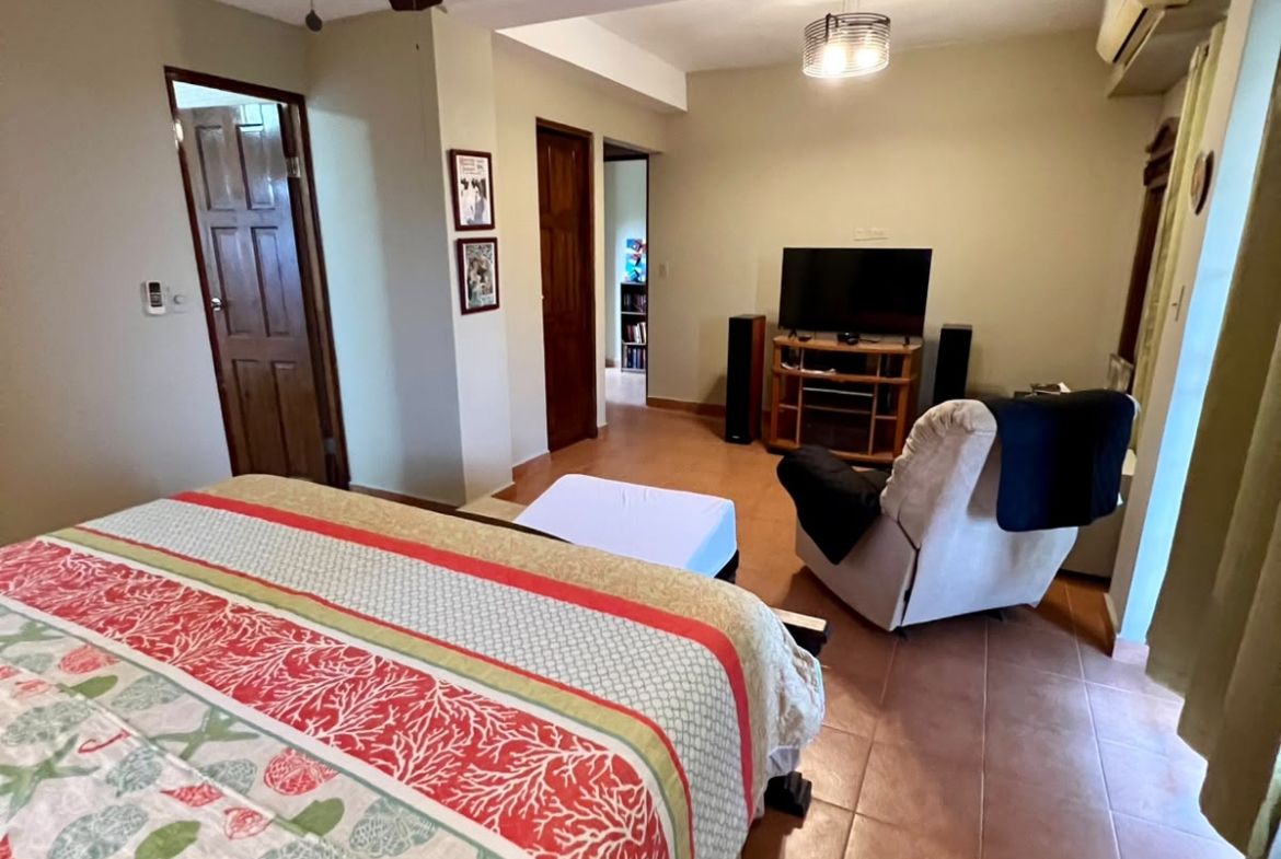 CASA CERCA DEL MAR EN CHUMICO REDONDO LAS GUIAS DE ORIENTE