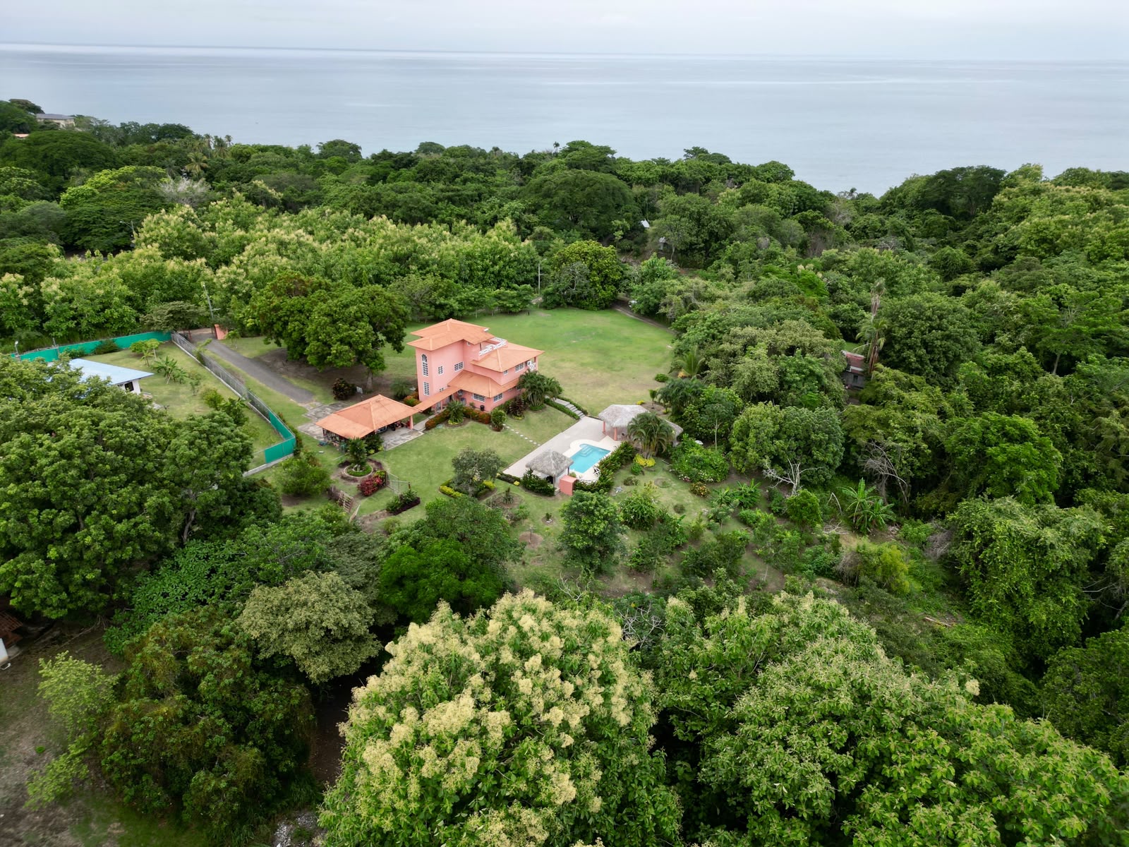PHOTO-2026-08-13-15-09-05 6 CASA CERCA DEL MAR EN CHUMICO REDONDO LAS GUIAS DE ORIENTE