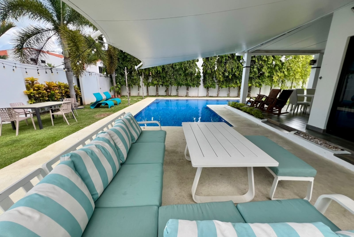 PLAYA BLANCA QUINTAS DEL SOL CASA DE 6 RECÁMARAS EN VENTA