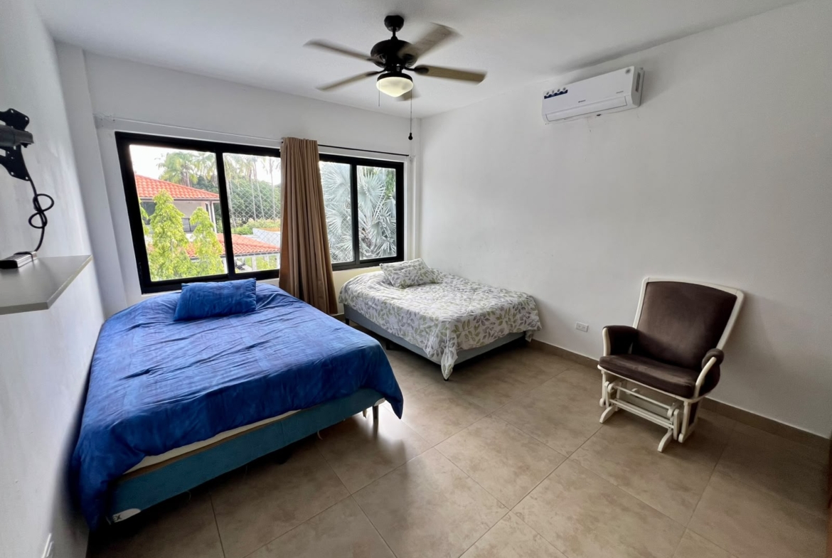 PLAYA BLANCA QUINTAS DEL SOL CASA DE 6 RECÁMARAS EN VENTA