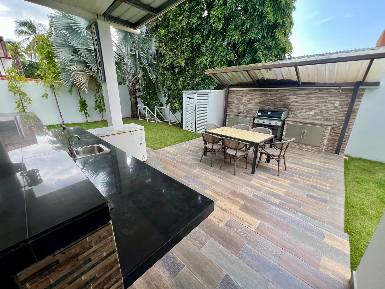 PLAYA BLANCA QUINTAS DEL SOL CASA DE 6 RECÁMARAS EN VENTA