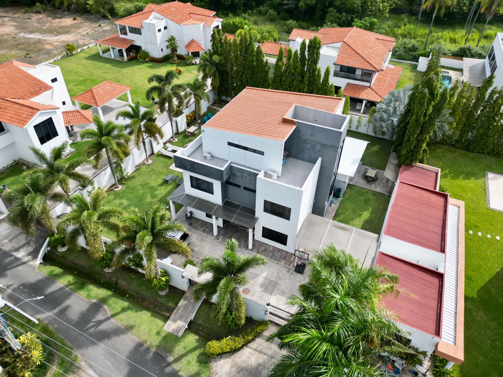 PLAYA BLANCA QUINTAS DEL SOL CASA DE 6 RECÁMARAS EN VENTA