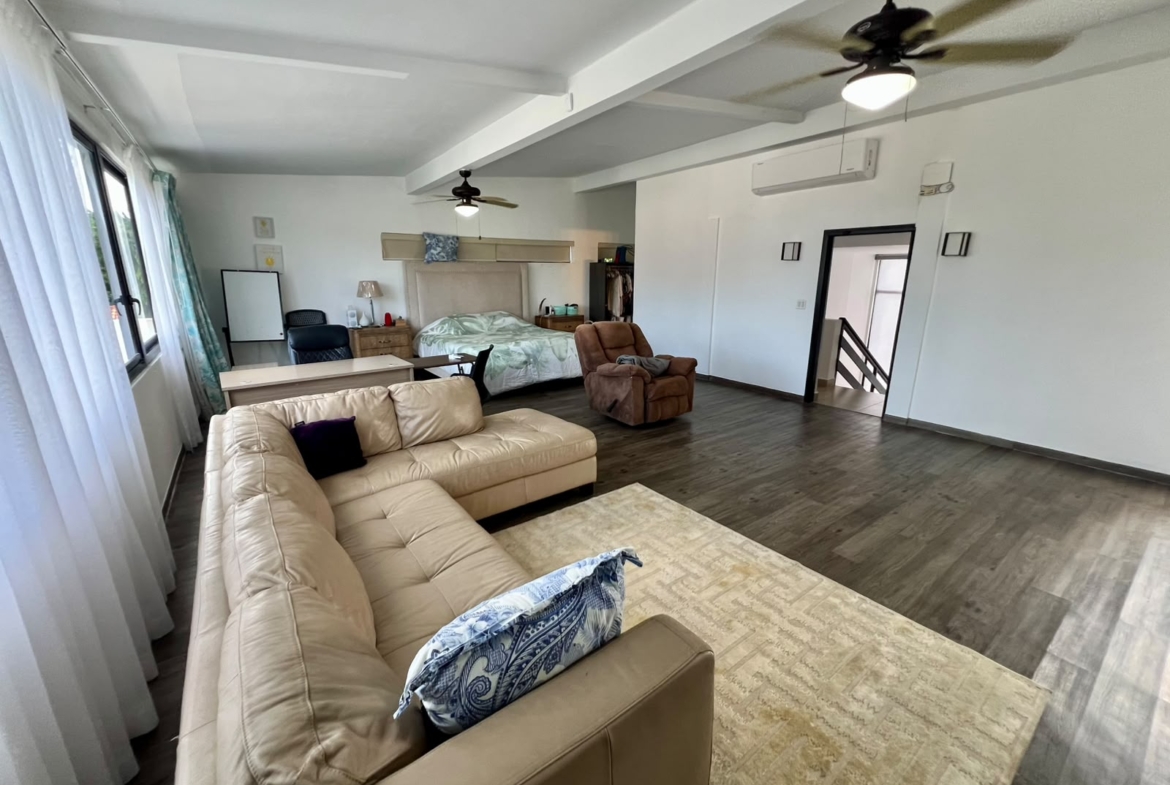 PLAYA BLANCA QUINTAS DEL SOL CASA DE 6 RECÁMARAS EN VENTA