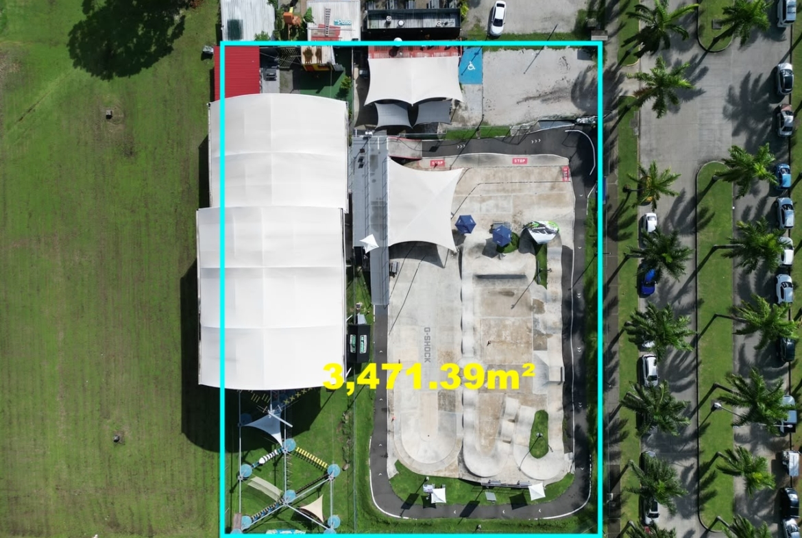 TERRENO COSTA DEL ESTE EN ESQUINA PARA DESARROLLO INMOBILIARIO 2